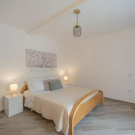 Cozy Flat - Nel Cuore Di Santa Maria - Italywego