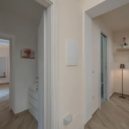 Cozy Flat - Nel Cuore Di Santa Maria - Italywego Apartament